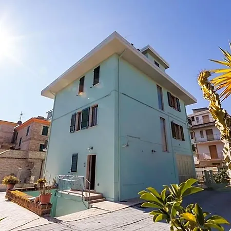 Il Faro 4* San Benedetto del Tronto